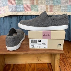 Clark’s grey felt slip on shoes! Comfortable and fits 9-9.5.